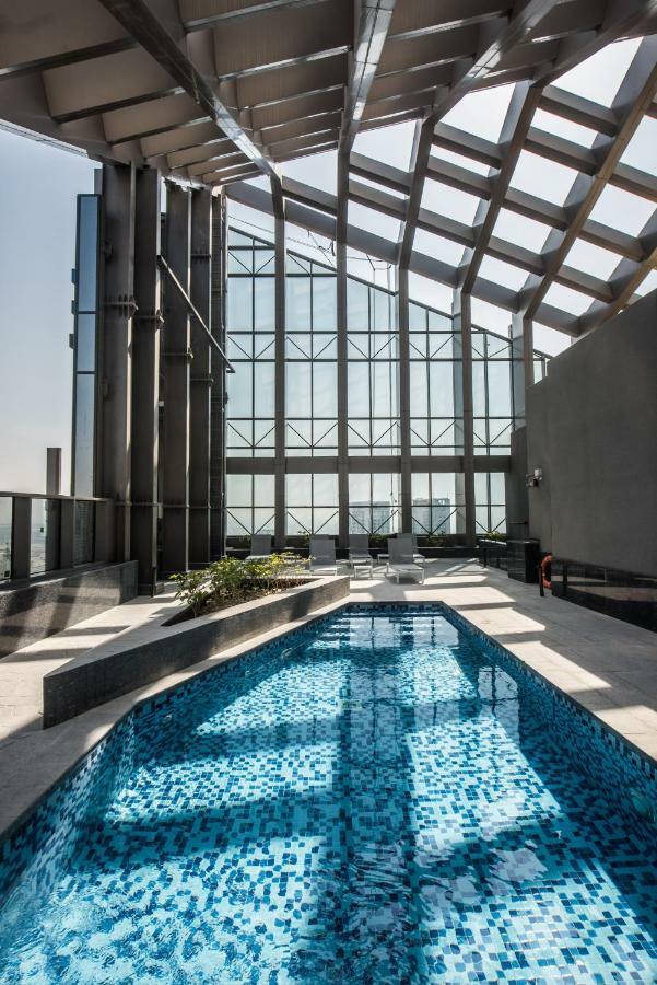 Fantastay - Luxury Studio Sparkle Tower Dubai Marina المظهر الخارجي الصورة